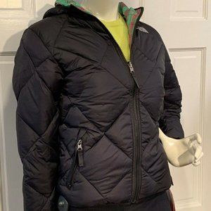 New with tags, authentic 
The North Face Girls Reversible Down Jacket Black